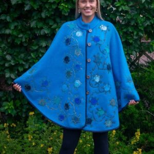 naiste villane poncho erksinine vilditud värviliste kaunistustega